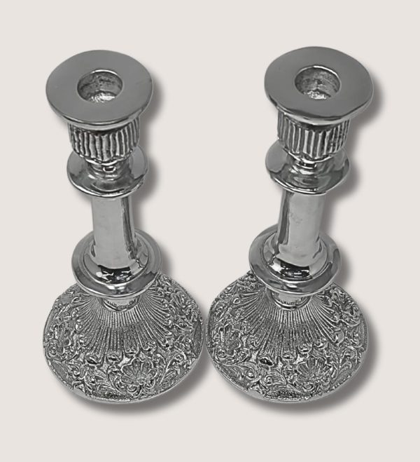 Candelabros Shabat de pewter decorados